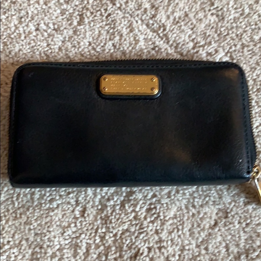 Marc Jacobs wallet